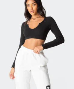 7012_black Tops Romance Ribbed Crop Top