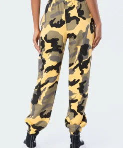 S11860_yellow Vida Camo Sweatpants