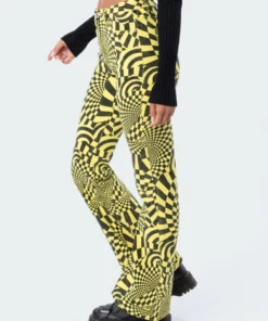 S11821_yellow Pants Trippy Check Flared Jeans
