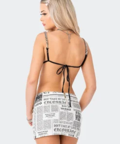 S12080_BLACK Raven Open-Back Chain Crop Top