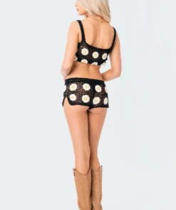 S12085_BLACK Babe Fest Daisy Crochet Shorts