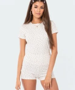 S12412_CREAM New In Floral T-Shirt