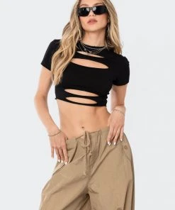 S12496_BLACK New In Karina Cut-Out Crop T-Shirt