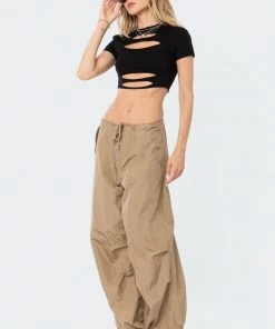 S12496_BLACK New In Karina Cut-Out Crop T-Shirt