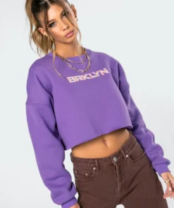1097_purple Brklyn Graphic Cropped Sweatshirt Tops