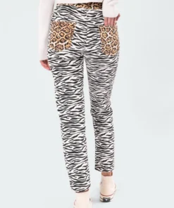 7004_zebra In The Wild Mom Jeans 9 7004_zebra In The Wild Mom Jeans