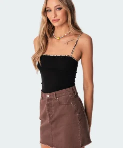 S11085_black Tops Catty Ribbed Top