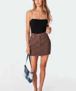 S11085_black Tops Catty Ribbed Top