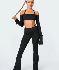 2004_black Aliyah Off Shoulder Crop Top