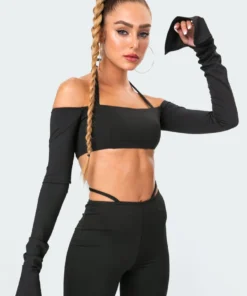 2004_black Aliyah Off Shoulder Crop Top